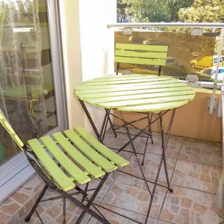 1 Bedroom In Maisy Grandcamp-Maisy